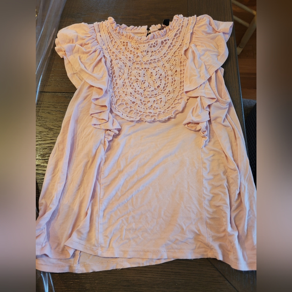 Cable & Gauge Pink Crochet Yoke Ruffle Sleeve Top
